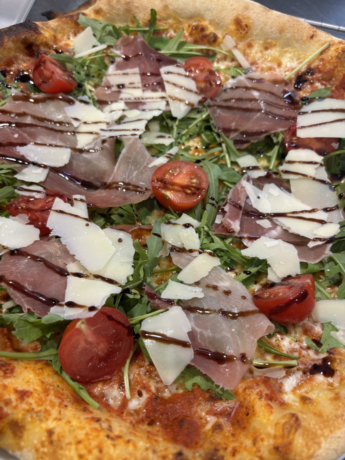 Pizza Serrano & Roquette Sauvage